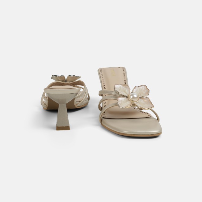 Mochi Women Gold Casual Slip Ons (SKU: 40-462-15-36)