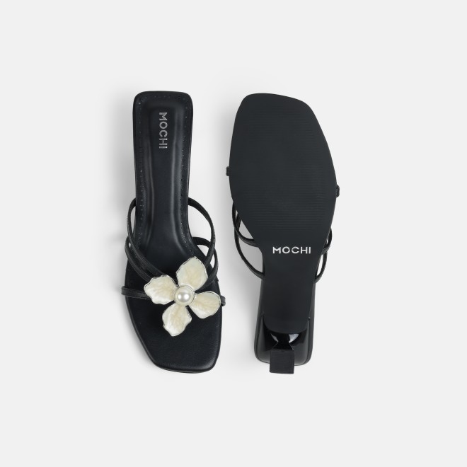 Mochi Women Black Casual Slip Ons (SKU: 40-462-11-36)