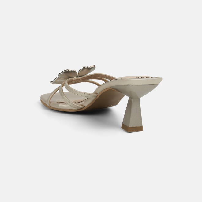 Mochi Women Gold Casual Slip Ons (SKU: 40-462-15-36)