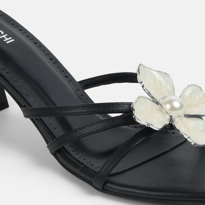 Mochi Women Black Casual Slip Ons (SKU: 40-462-11-36)