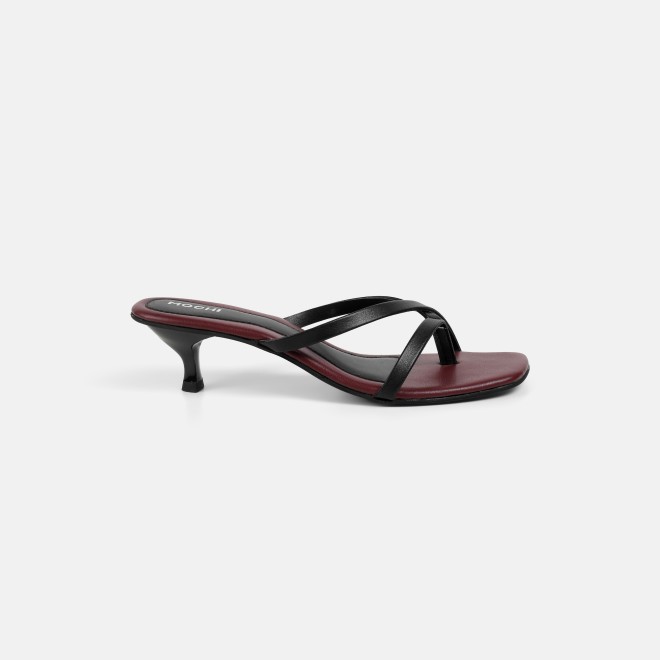 Mochi Women Black Casual Slip Ons (SKU: 40-465-11-37)