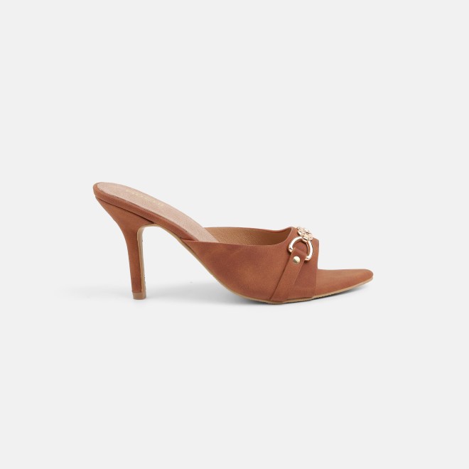 Mochi Women Tan Casual Slip Ons (SKU: 40-467-23-36)