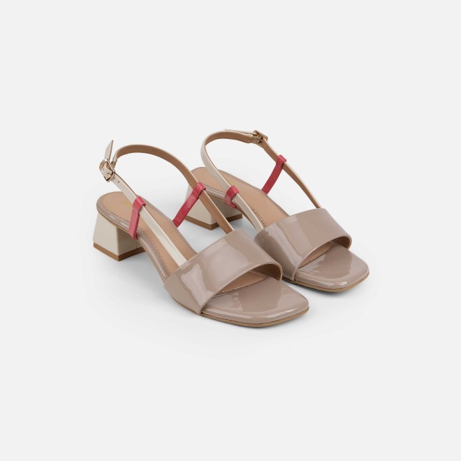 Mochi Women Beige Casual Sandals (SKU: 40-472-20-36)