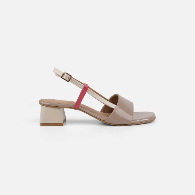 Mochi Women Beige Casual Sandals (SKU: 40-472-20-36)