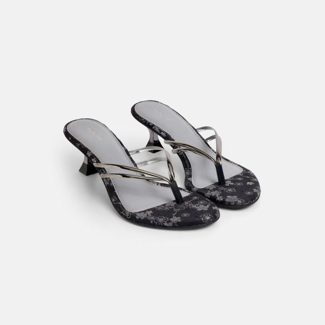 Mochi Women Gun-metal Casual Slip Ons (SKU: 40-474-29-36)