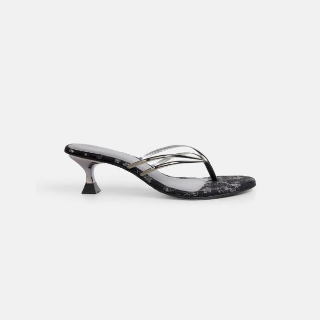 Mochi Women Gun-metal Casual Slip Ons (SKU: 40-474-29-36)