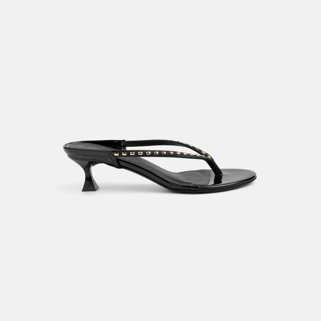 Mochi Women Black Casual Slip Ons (SKU: 40-477-11-39)