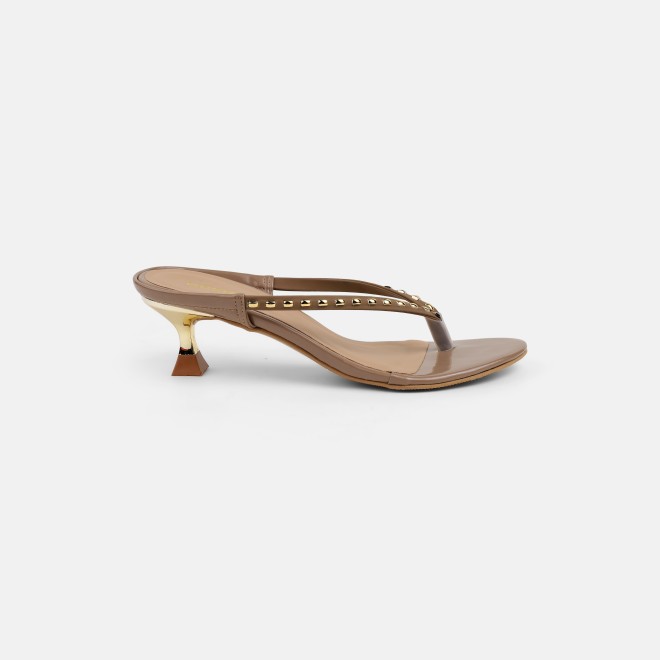 Mochi Women Beige Casual Slip Ons (SKU: 40-477-20-37)
