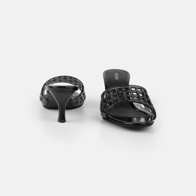 Mochi Women Black Casual Slip Ons (SKU: 40-480-11-36)