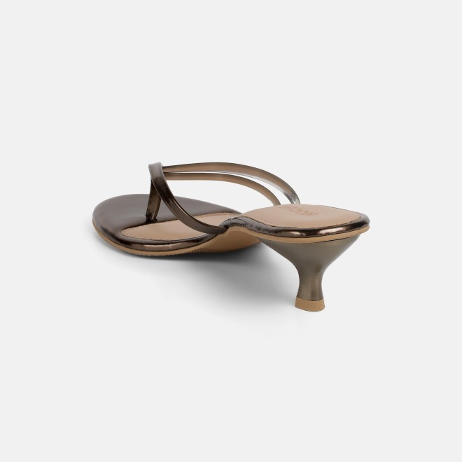 Mochi Women Antic-gold Casual Slip Ons (SKU: 40-483-28-36)
