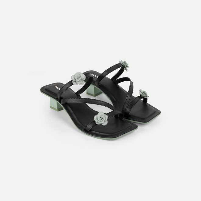 Mochi Women Black Casual Slip Ons (SKU: 40-487-11-36)