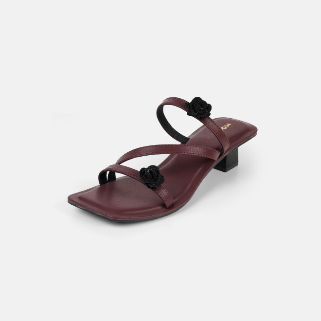 Mochi Women Maroon Casual Slip Ons (SKU: 40-487-44-36)