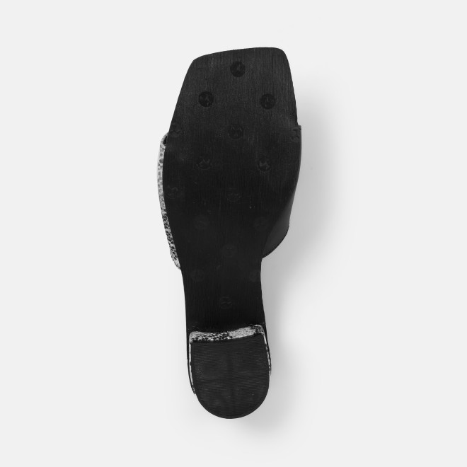 Mochi Women Black Casual Slip Ons (SKU: 40-488-11-36)