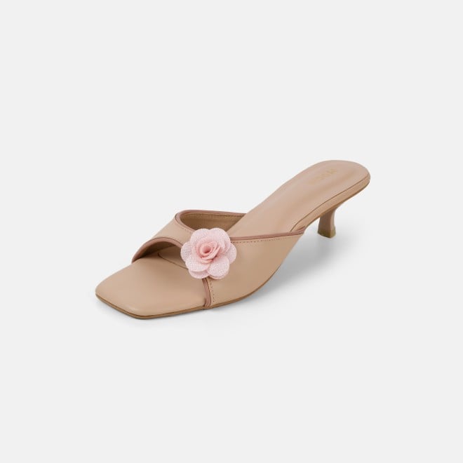 Mochi Women Beige Casual Slip Ons (SKU: 40-489-20-37)