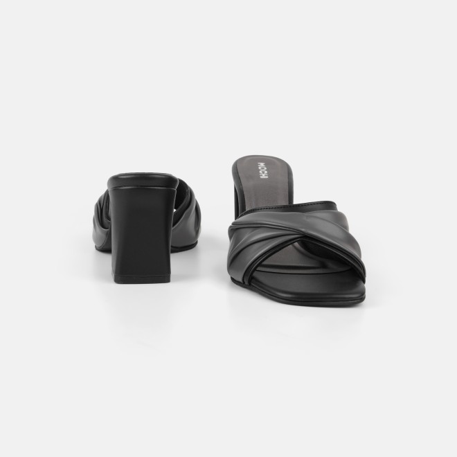 Mochi Women Black Casual Slip Ons (SKU: 40-493-11-36)