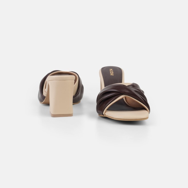 Mochi Women Beige Casual Slip Ons (SKU: 40-493-20-36)