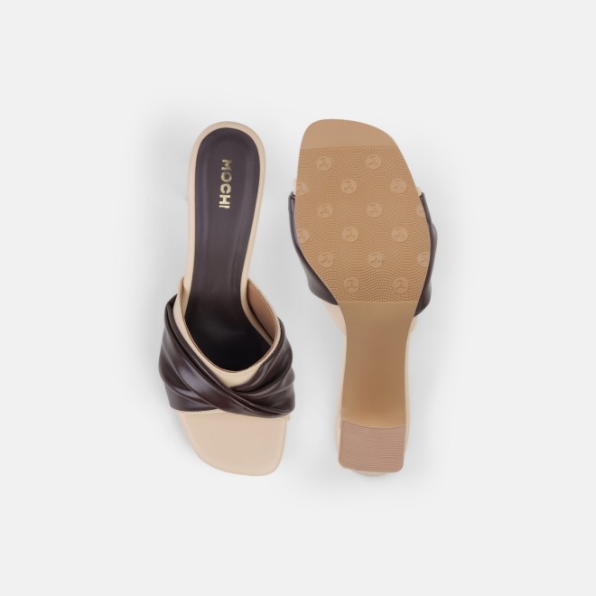 Mochi Women Beige Casual Slip Ons (SKU: 40-493-20-36)