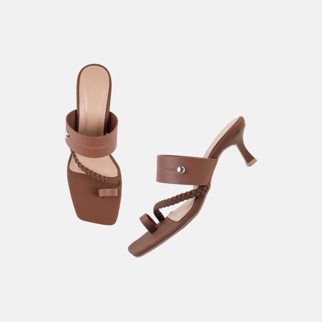 Mochi Women Tan Casual Slip Ons (SKU: 40-497-23-36)