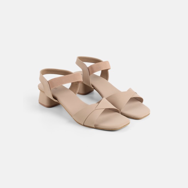 Mochi Women Beige Casual Sandals (SKU: 40-500-20-36)