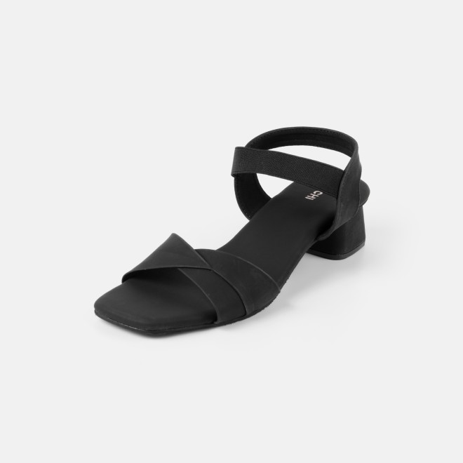 Mochi Women Black Casual Sandals (SKU: 40-500-11-37)