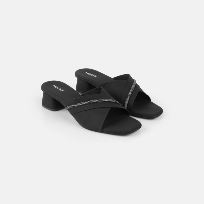 Mochi Women Black Casual Slip Ons (SKU: 40-501-11-36)