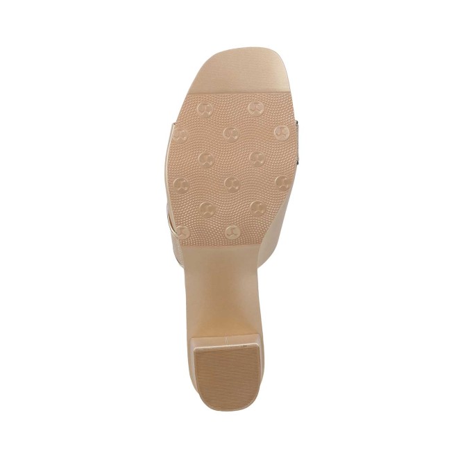 Mochi Women Gold Casual Sandals (SKU: 40-53-15-36)