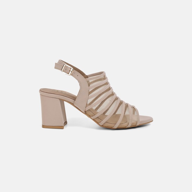 Mochi Women Off-white Casual Sandals (SKU: 40-800085-66-36)