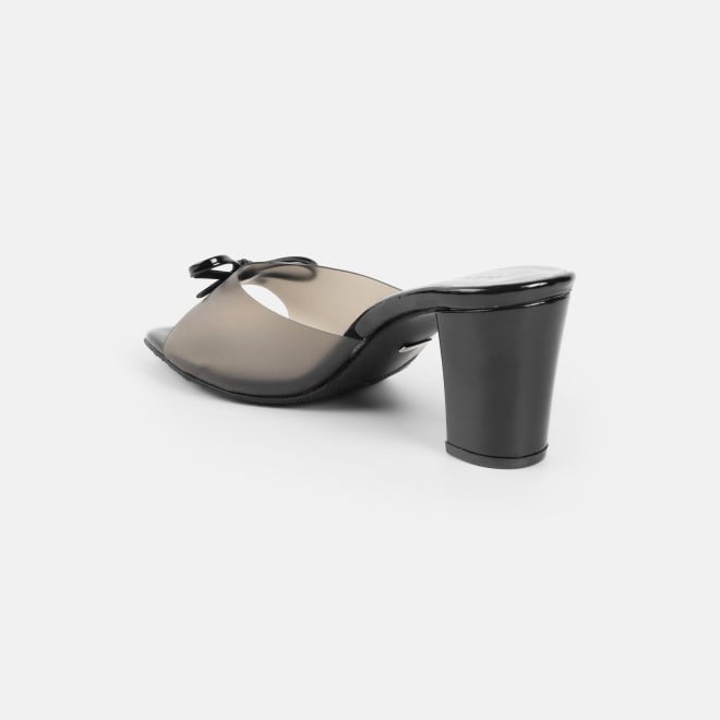 Mochi Women Black-pat Casual Slip Ons (SKU: 40-800217-31-36)