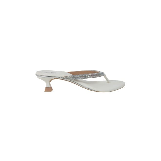 Mochi Women White Casual Slippers (SKU: 40-800333-16-37)