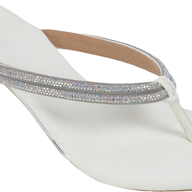 Mochi Women White Casual Slippers (SKU: 40-800333-16-37)