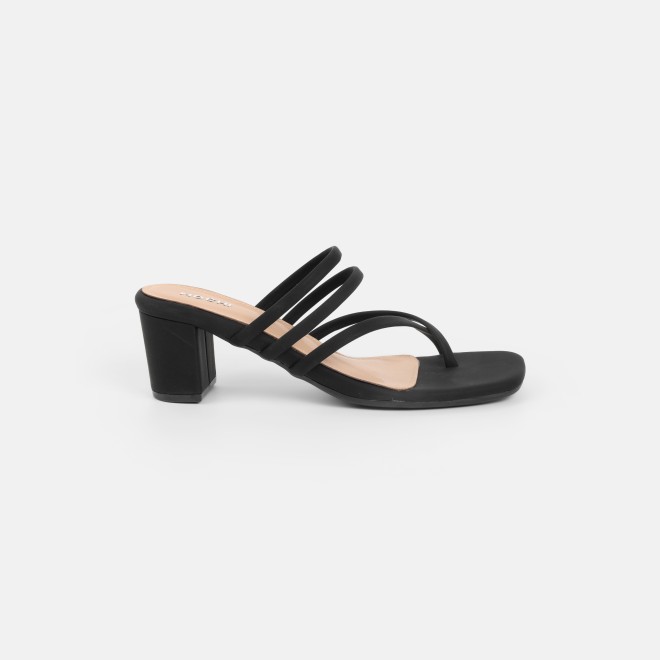 Mochi Women Black Casual Slip Ons (SKU: 40-800343-11-36)