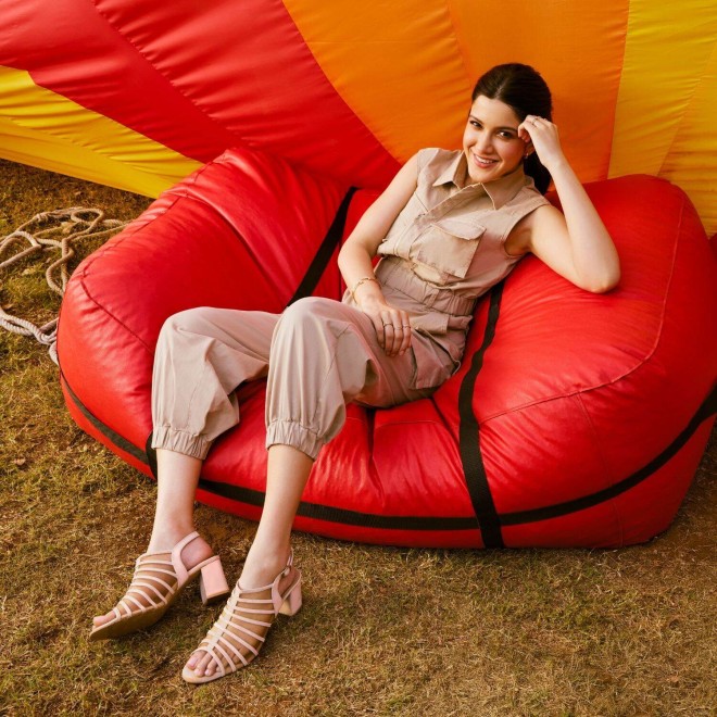 Mochi Women Off-White Casual Sandals
