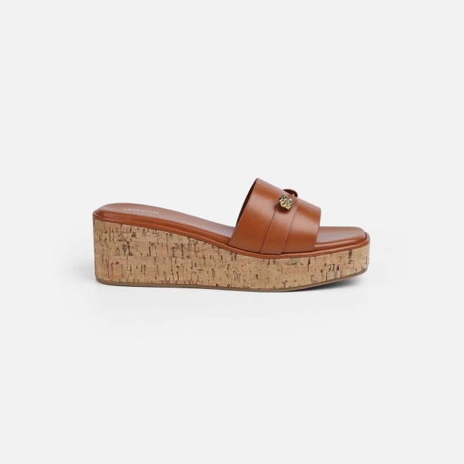 Mochi Women Tan Casual Slip Ons (SKU: 41-188-23-37)