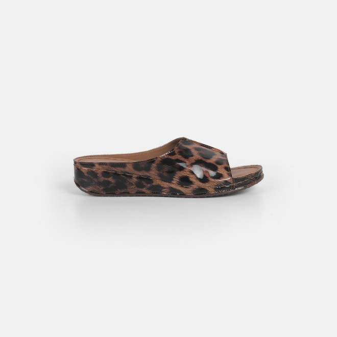 Mochi Women Tan Casual Slip Ons (SKU: 41-379-23-37)