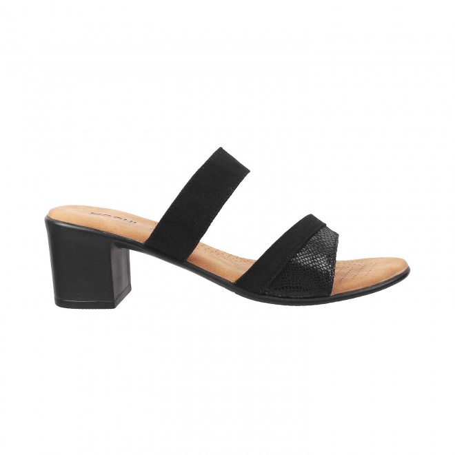 Mochi Women Black Casual Slip Ons (SKU: 41-4013-11-36)