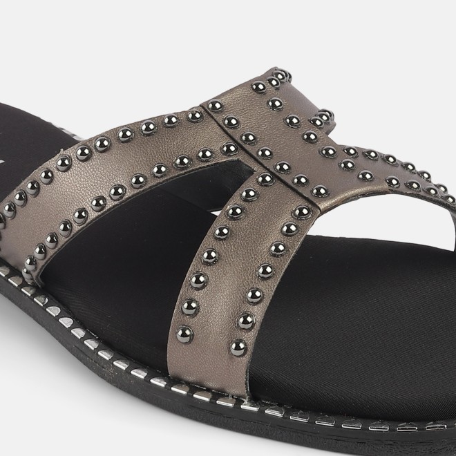 Mochi Women Gun-metal Casual Slip Ons (SKU: 41-427-29-36)
