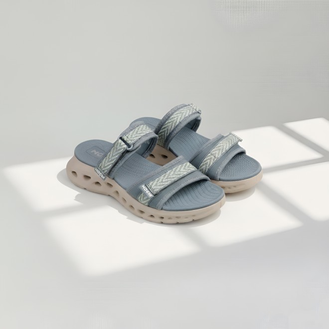 Mochi Women Light-blue Casual Slip Ons