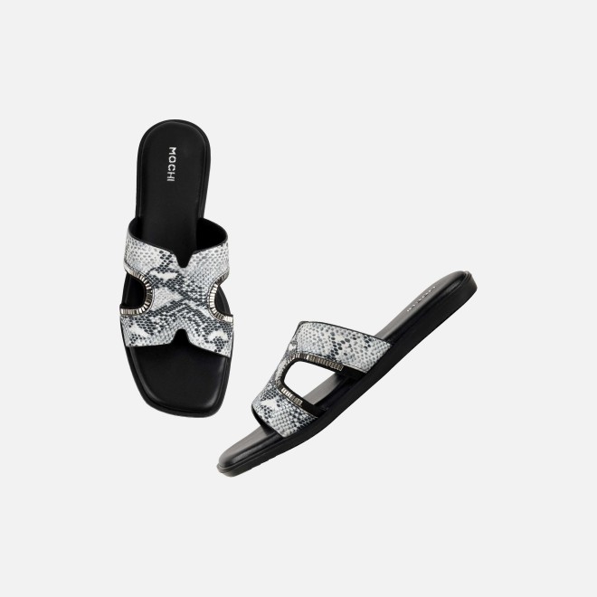 Mochi Women Black Casual Slip Ons (SKU: 41-517-11-36)