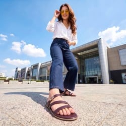 Mochi Women Wine Casual Slippers