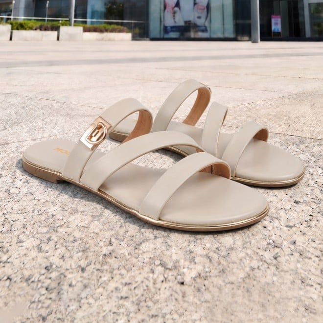 Mochi Women Beige Casual Slippers (SKU: 41-550-20-36)