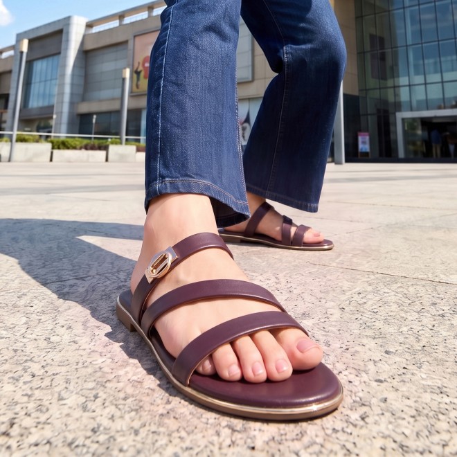 Mochi Women Wine Casual Slippers (SKU: 41-550-58-36)