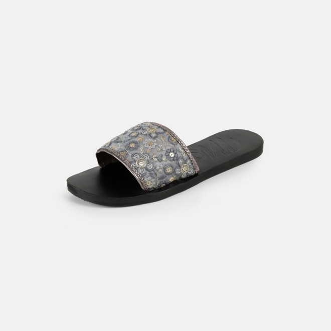 Mochi Women Gun-metal Casual Slip Ons (SKU: 41-577-29-36)