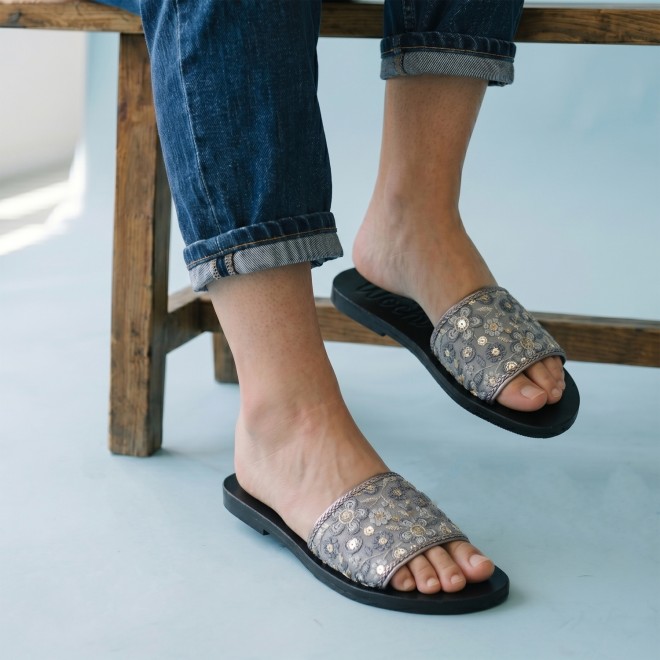 Mochi Women Gun-metal Casual Slip Ons (SKU: 41-577-29-36)