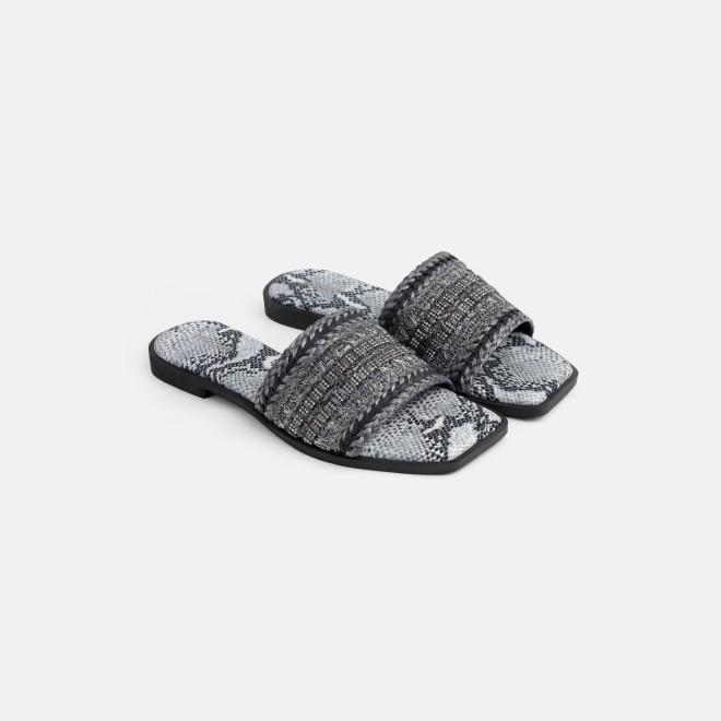 Mochi Women Grey Casual Slippers (SKU: 41-584-14-36)