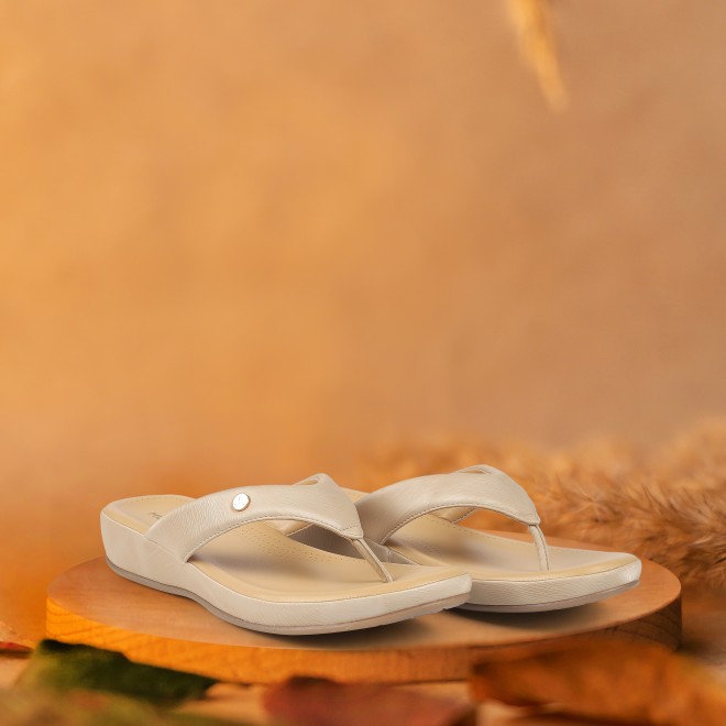 Mochi Women Beige Casual Slippers