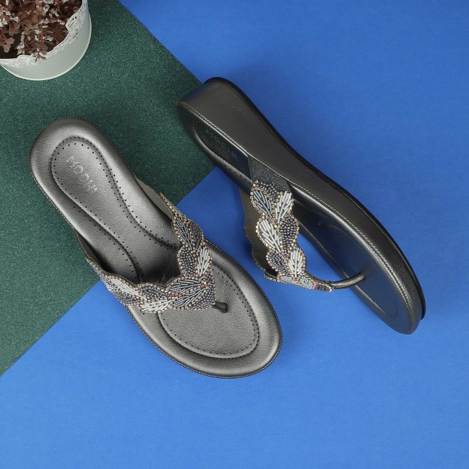 Mochi Women Gun-metal Casual Slippers (SKU: 44-294L-29-42)