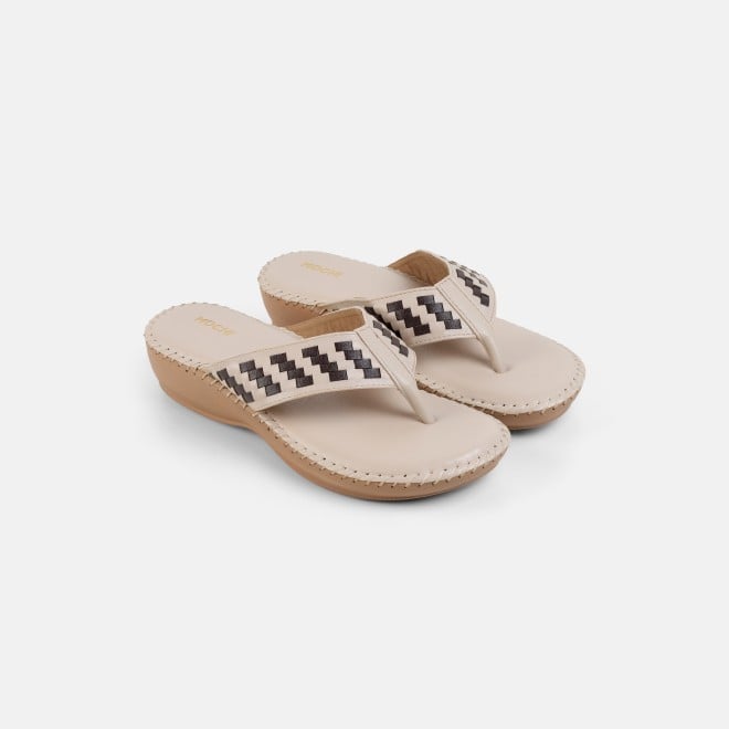 Mochi Women Beige Casual Slippers (SKU: 44-318-20-36)
