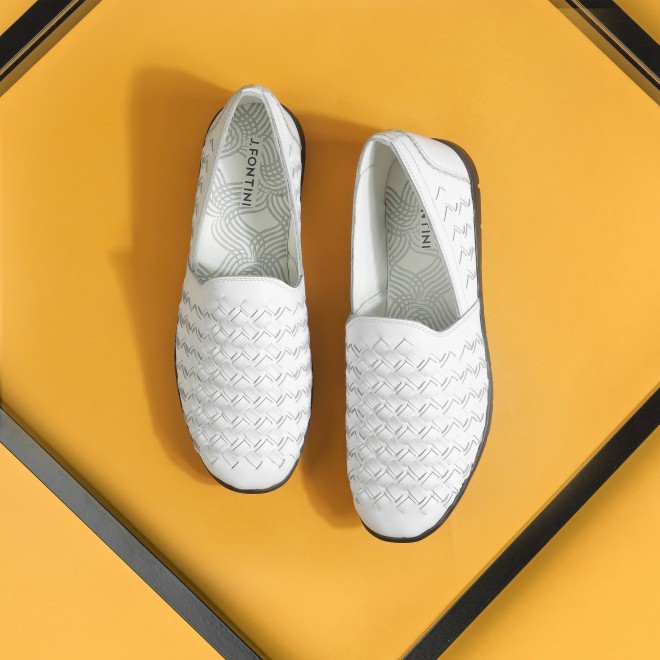 J.Fontini Men White Ethnic Jutis