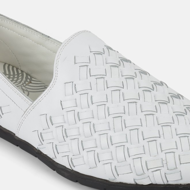 J.Fontini Men White Ethnic Jutis (SKU: 60-113-16-41)