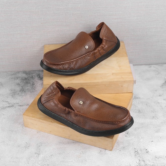 Mochi Men Tan Casual Slip-Ons